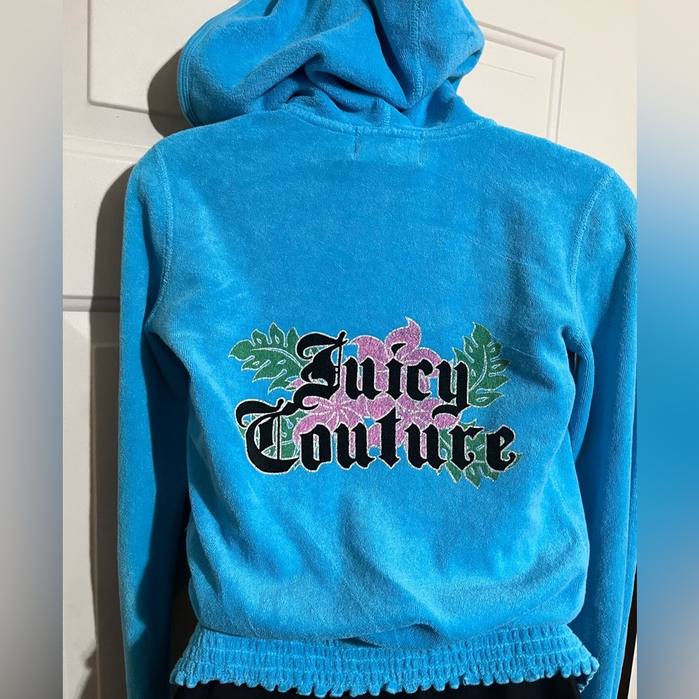 Juicy Couture Blue/GreenHoodie XS Petite J zipper pull and beautiful Ruching